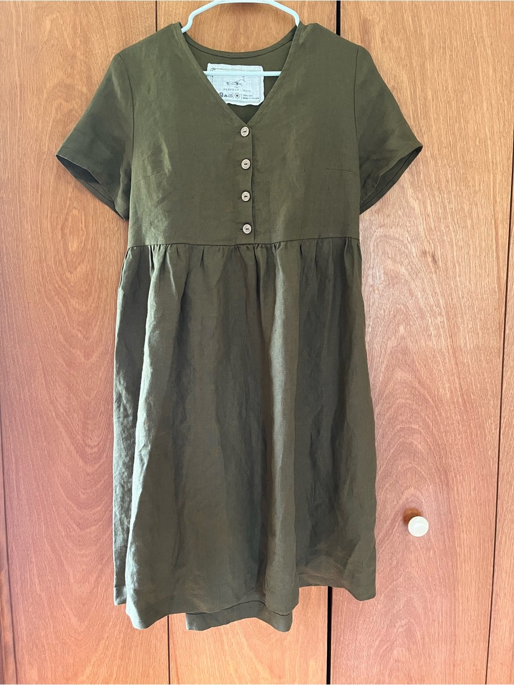 notPERFECTLINEN SYMI V-neck Linen Dress in Loden Green